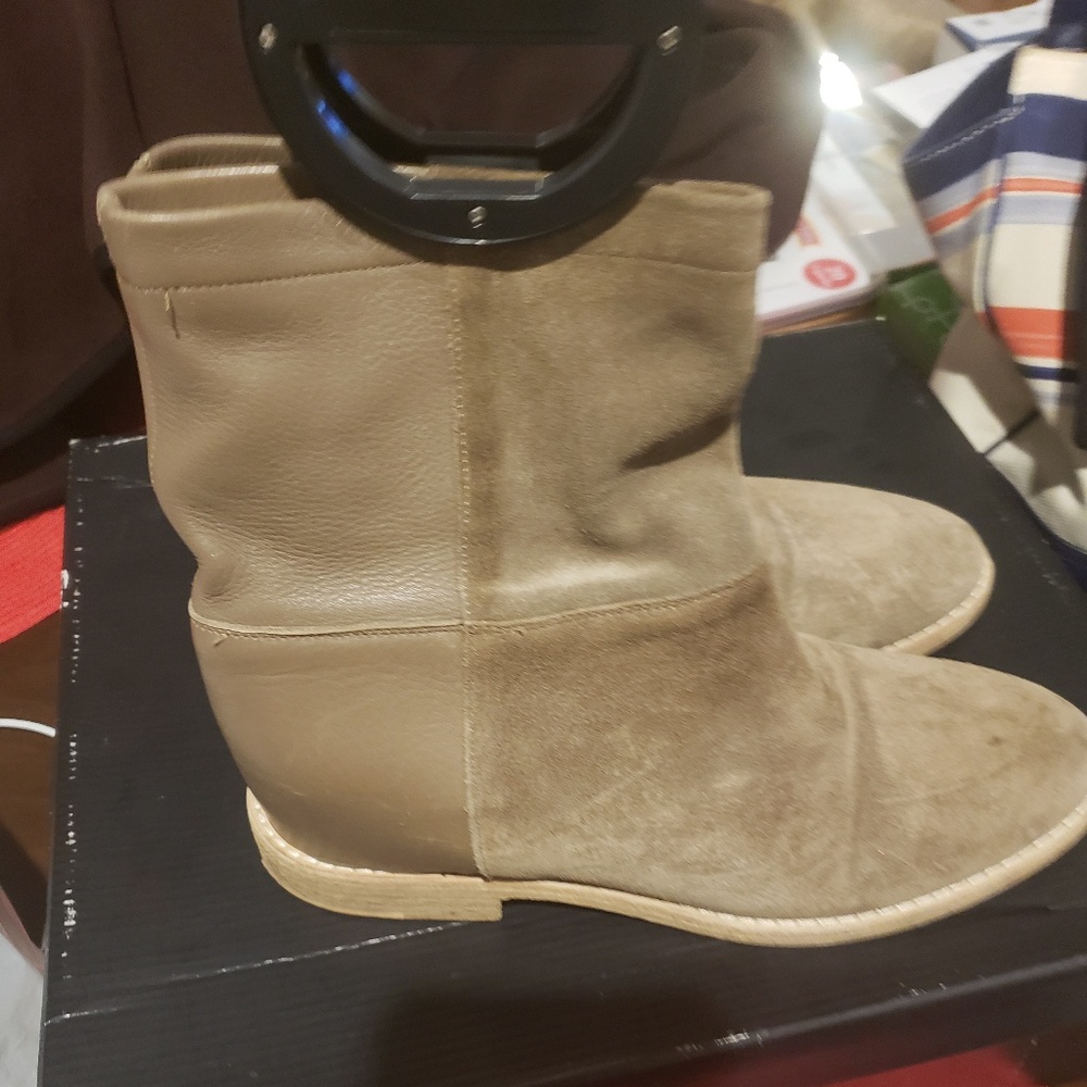 Vince Camuto